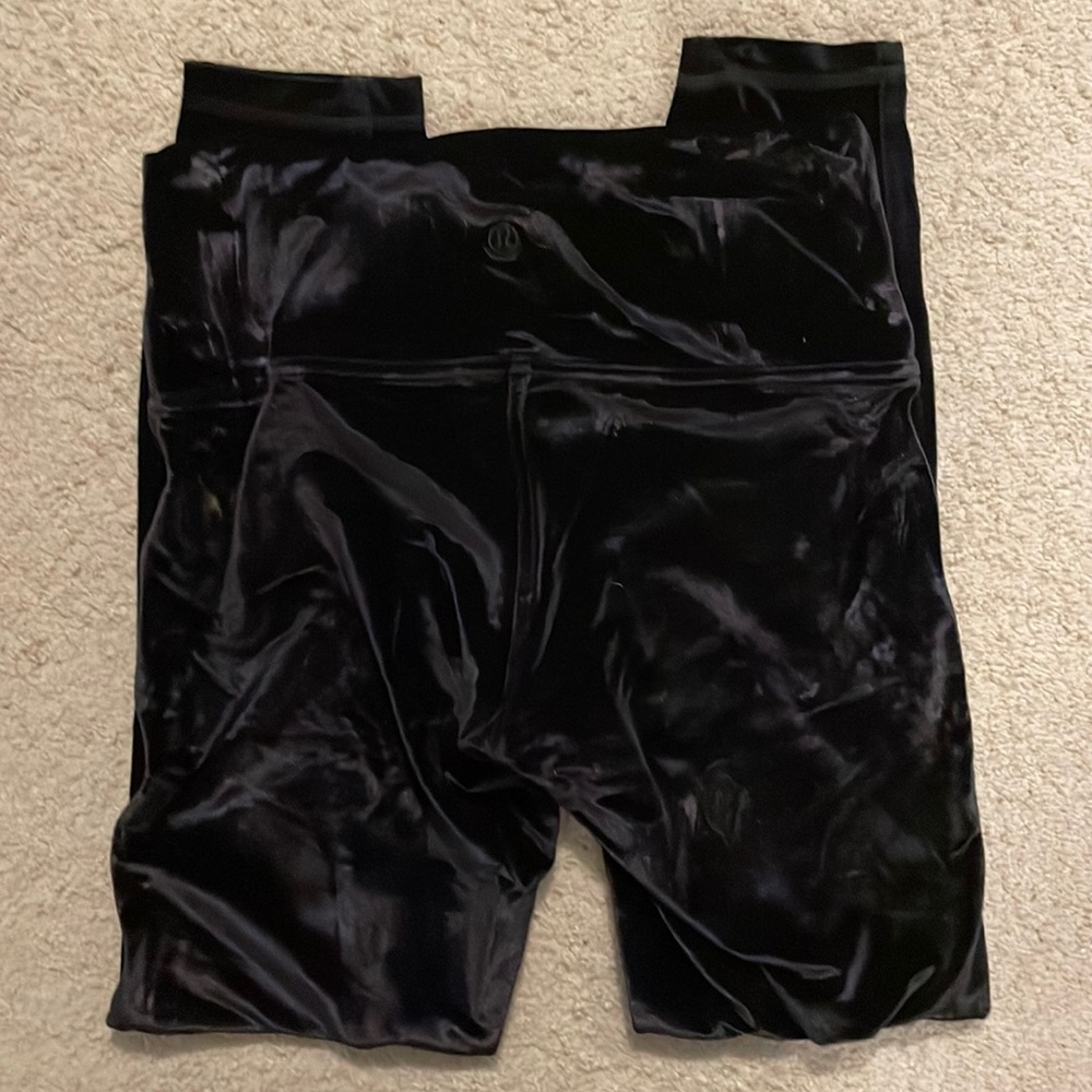 Lululemon Wunder Lounge HR *velour* black size 8